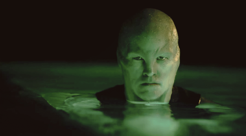 The Titan: Ficção Científica Esvaziada